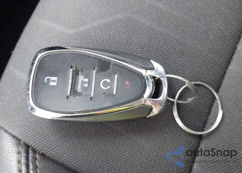 2018 Chevrolet Trax Lt z USA, uszkodzony, nr VIN KL7CJLSB1JB692461